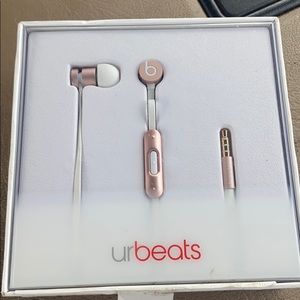 Rose Gold Beats headphones